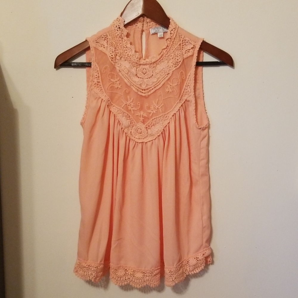 A Dip of Darling Top